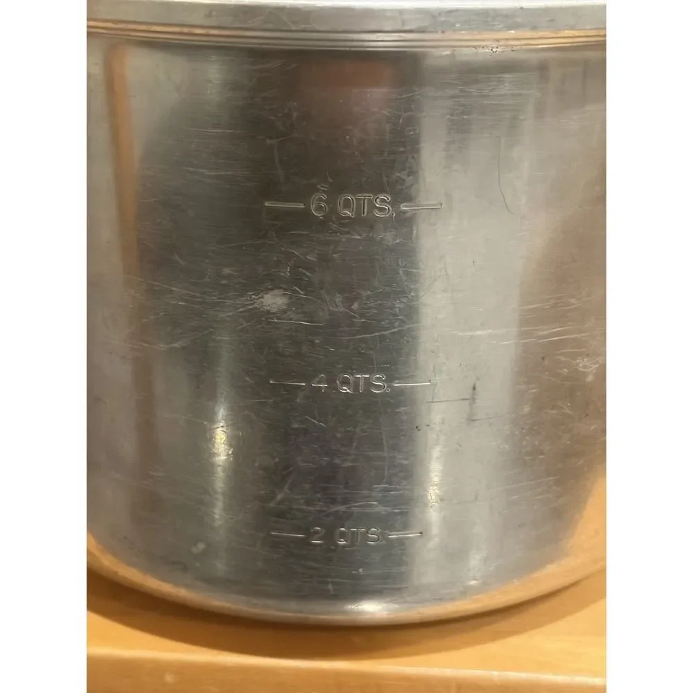 Vintage Wear Ever 2208 8 Quart Aluminum Pot w/ Lid Read‎ Description